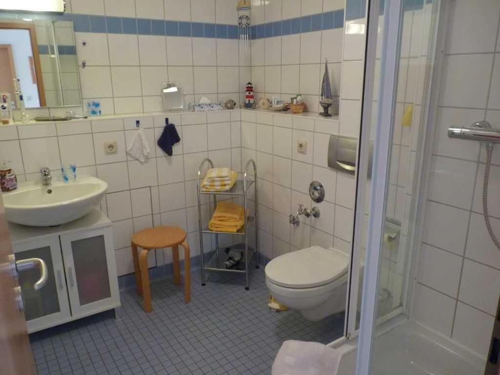 Ferienwohnung "An Der Waterkant" Objekt Id 12050-0 Waren  Buitenkant foto