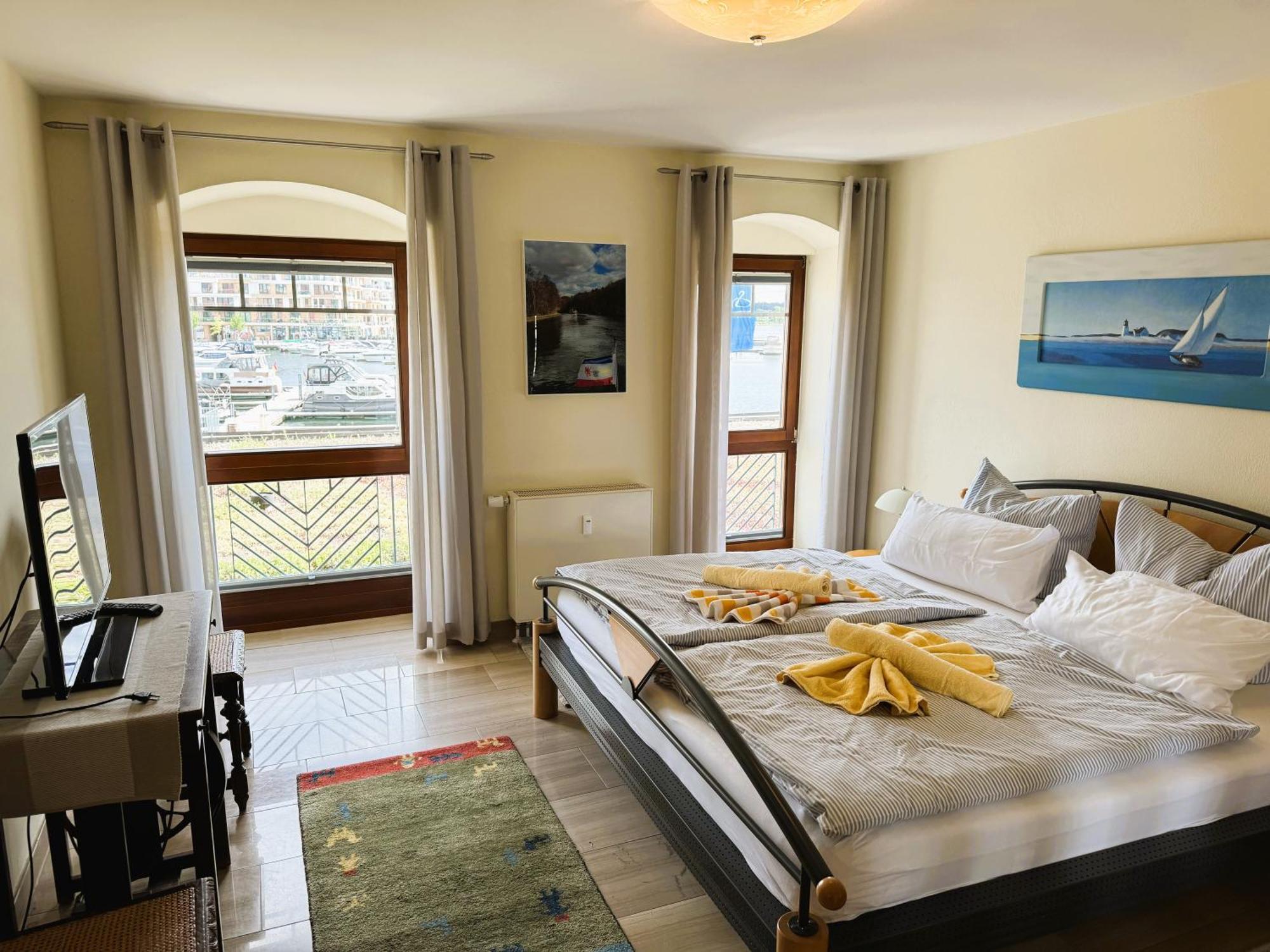 Ferienwohnung "An Der Waterkant" Objekt Id 12050-0 Waren  Buitenkant foto